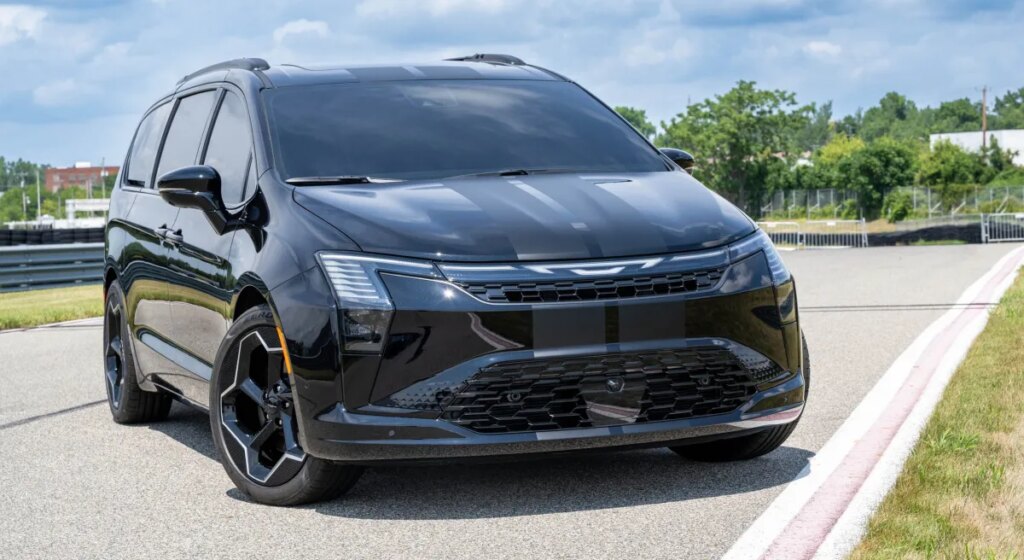 Chrysler CEO Teases a Factory-Lowered Pacifica: 'Stay Tuned'