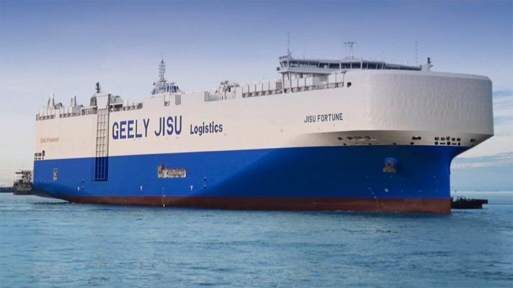 Geely Auto lifts export goal to 920,000 as overseas becomes only growth engine Geely Jisu Logistics' LNG-powered vehicle carrier Jisu Fortune at sea.