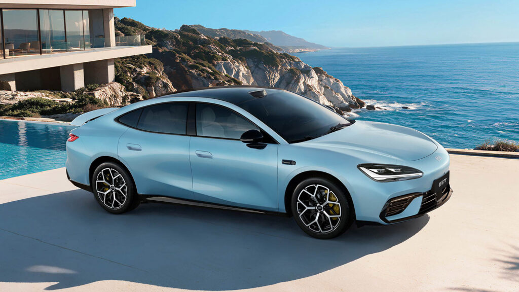 Geely Galaxy TT pre-sales starts at about $21,500 with up to 640 km of range Geely Galaxy TT.