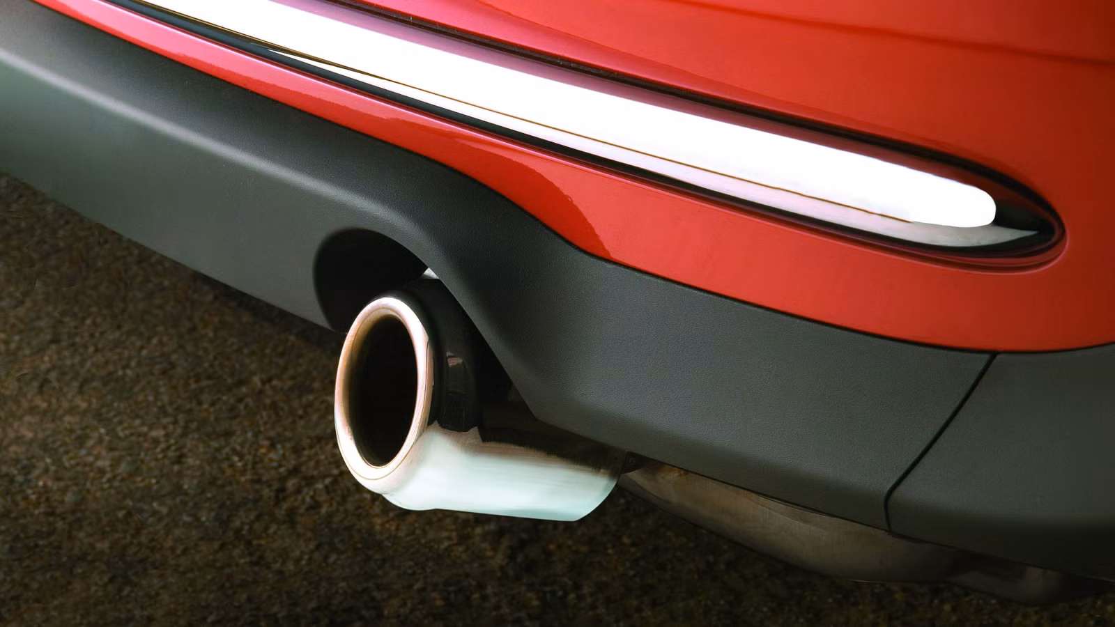 If US-Canada Tariffs Aren’t Bad Enough, Automakers Now Have Something Else To Worry About If US-Canada Tariffs Aren't Bad Enough, Automakers Now Have Something Else To Worry About