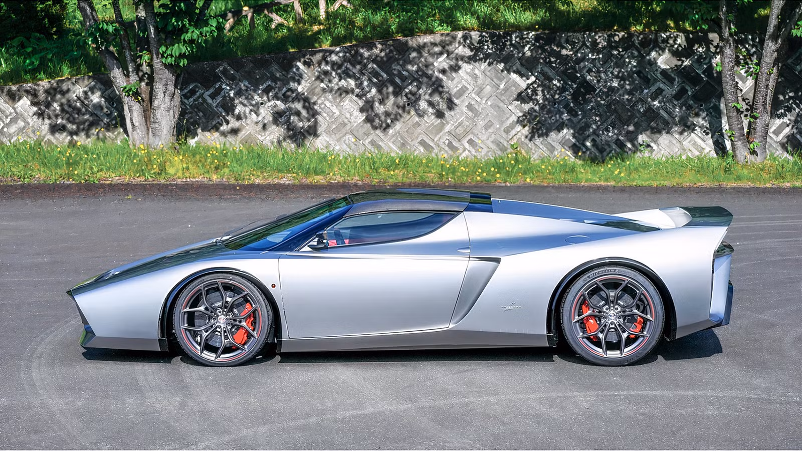 Monterey’s Coolest Unknown Supercar Reveal Is This V12 Japanese Wedge From A Ferrari Designer Monterey's Coolest Unknown Supercar Reveal Is This V12 Japanese Wedge From A Ferrari Designer