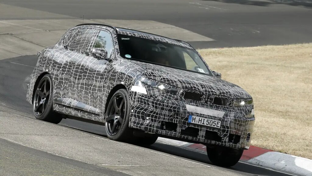 New BMW iX5 M promises big power, a big battery and big presence New BMW iX5 M promises big power, a big battery and big presence