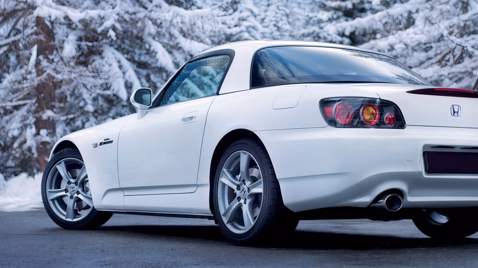 The Secrets Behind The Honda S2000’s Unshakable Used Market Values The Secrets Behind The Honda S2000's Unshakable Used Market Values