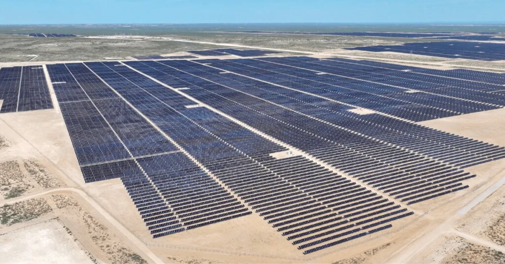This huge Texas solar hub is nearly 1 GW, and it’s only half built This huge Texas solar hub is nearly 1 GW, and it’s only half built
