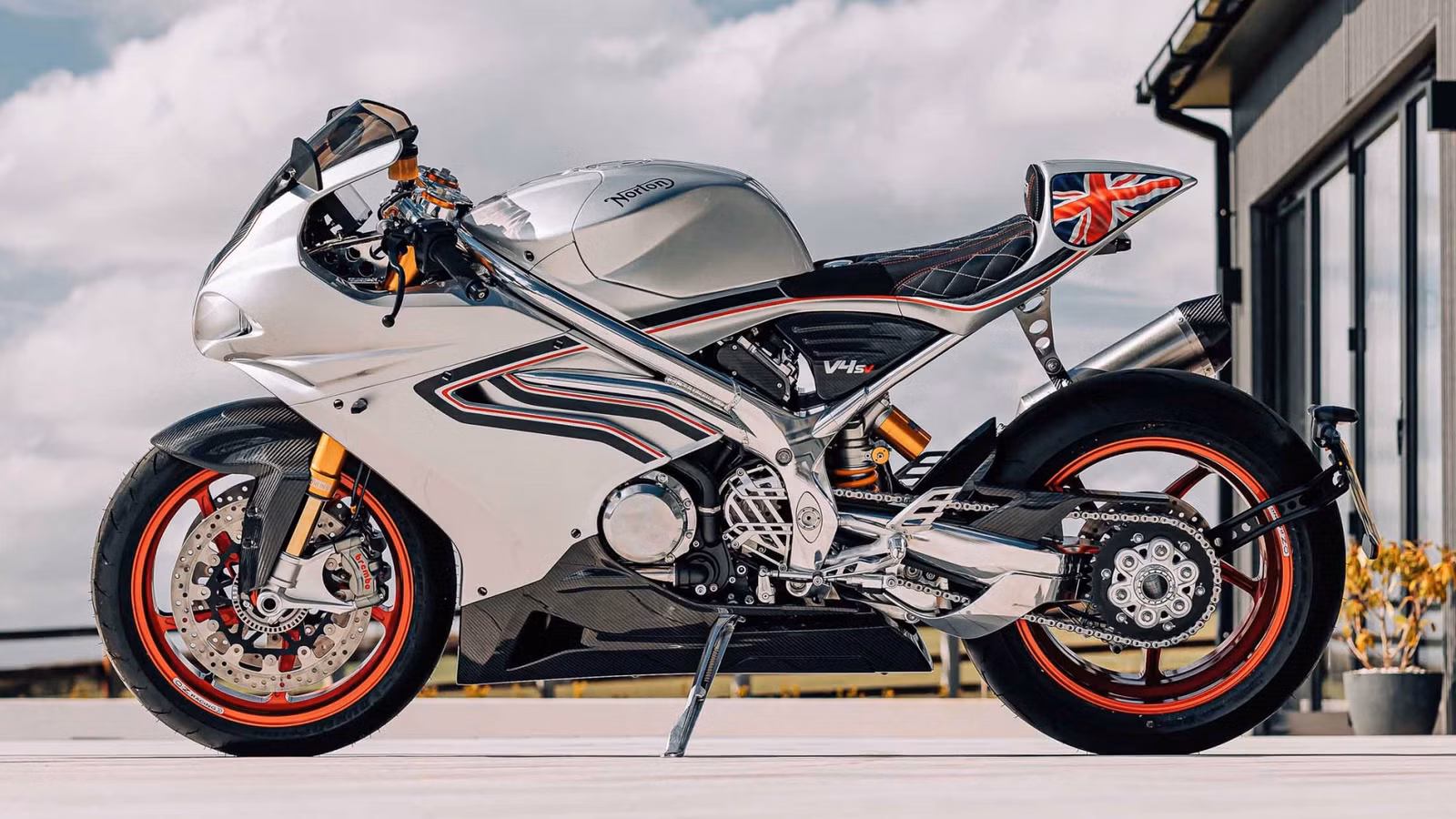 10 British Motorcycles That Still Define Character 10 British Motorcycles That Still Define Character