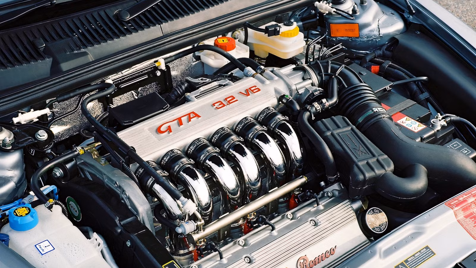 10 V6 Engines That Prove You Don’t Need Those 2 Extra Cylinders 10 V6 Engines That Prove You Don't Need Those 2 Extra Cylinders