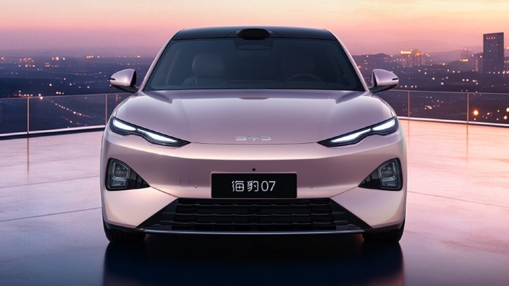 BYD previews second-gen Seal 07 sedan with larger dimensions Front view of the second-generation BYD Seal 07 sedan, showing redesigned daytime running lights and roof-mounted LiDAR.