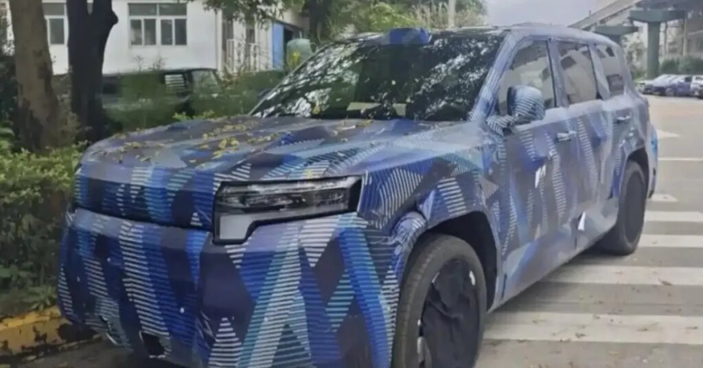 BYD’s new Defender-like SUV breaks cover for the first time BYD's new Defender-like SUV breaks cover for the first time