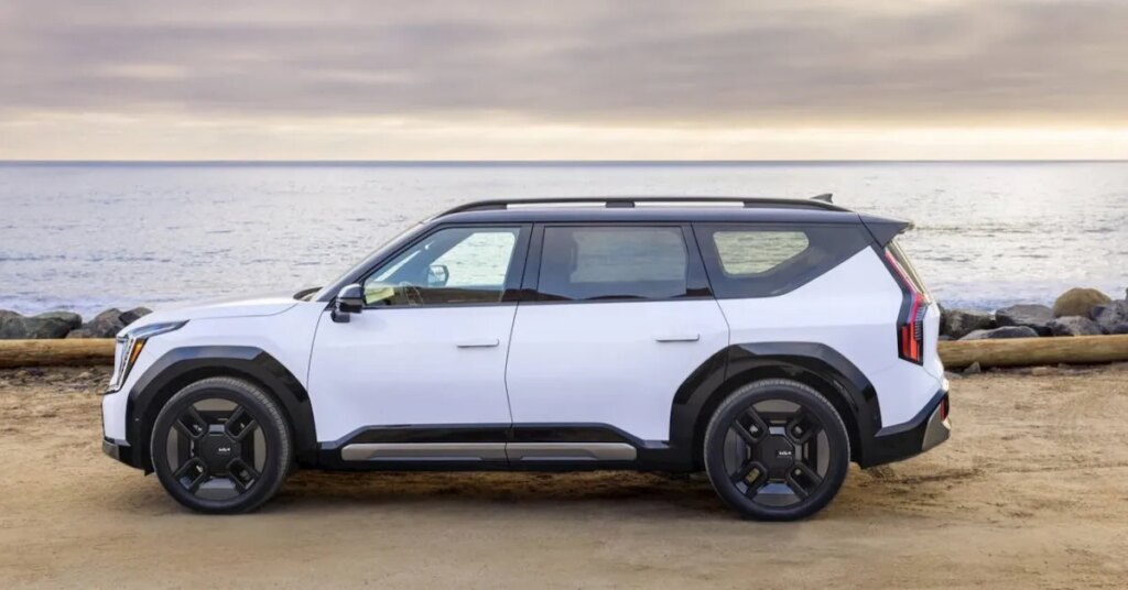 Kia offers big EV9 discounts with over $15,000 off at some dealers