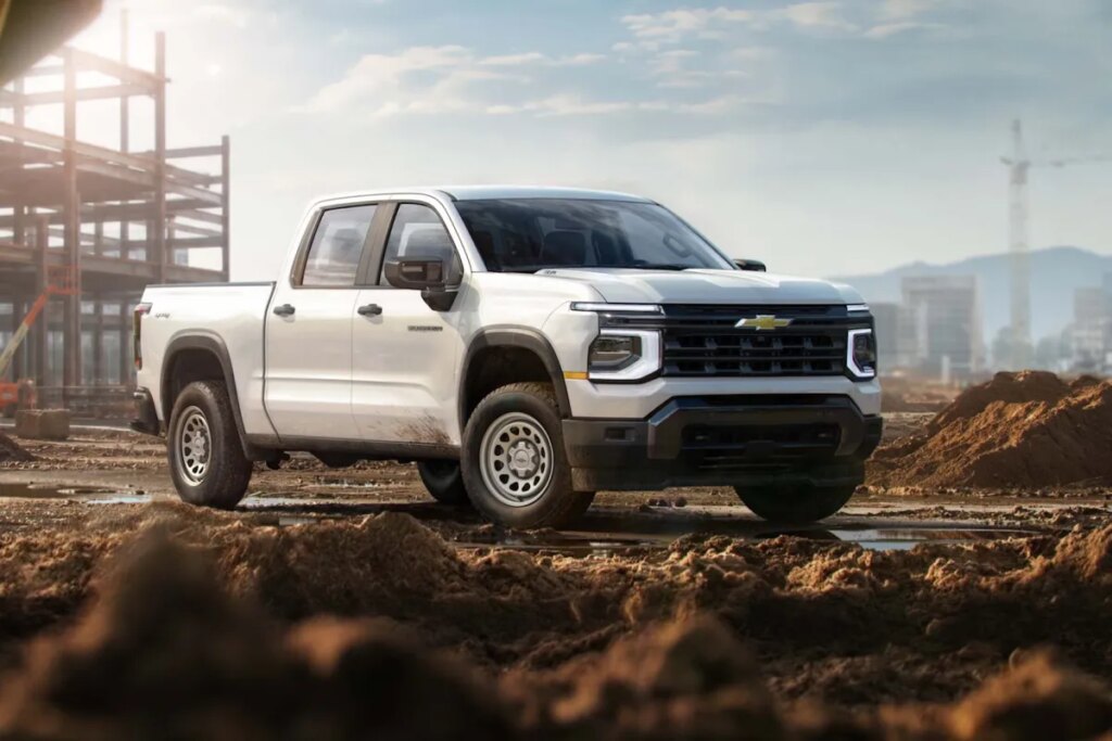 Range Anxiety? 2027 Chevy Silverado 3.0L Duramax Can Go 900-Plus Miles on a Tank of Diesel
