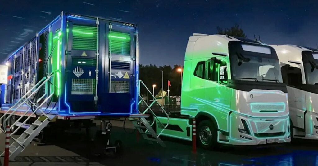 Swaptopus inches towards reality as CATL reveals new semi truck battery Swaptopus inches towards reality as CATL reveals new semi truck battery