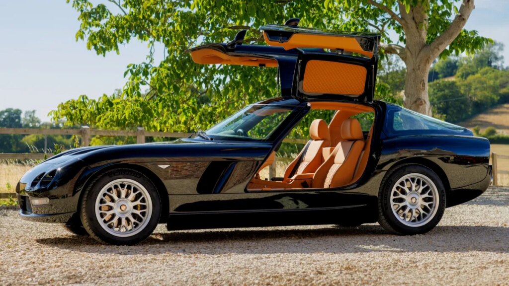 The Dodge Viper V10 Is Back—In A Tiny New Supercar The Dodge Viper V10 Is Back—In A Tiny New Supercar