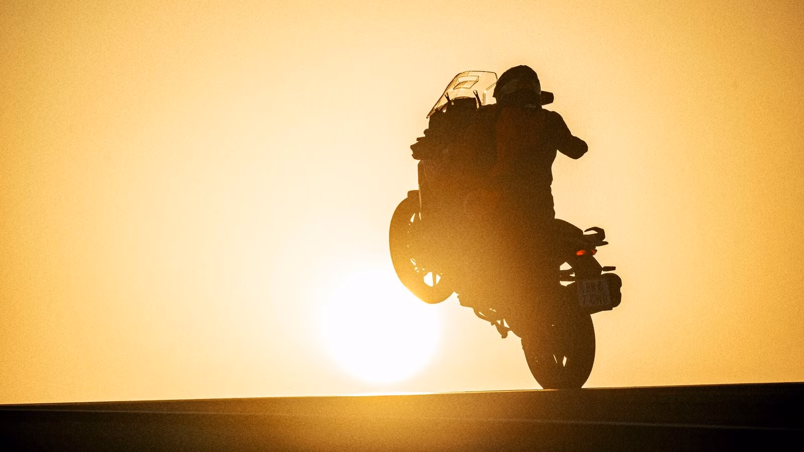 The V-Twin Motorcycle That Nails The Balance Between Touring Comfort And Sportbike Speed The V-Twin Motorcycle That Nails The Balance Between Touring Comfort And Sportbike Speed