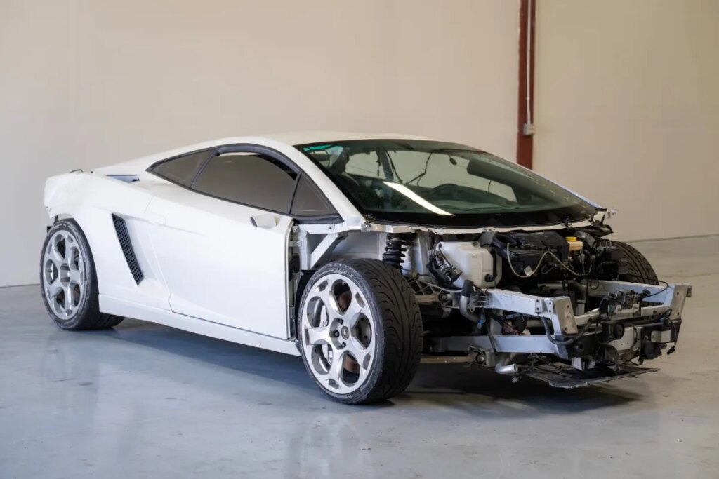 This Lamborghini Gallardo That Was Rolled Needs a Rebuild