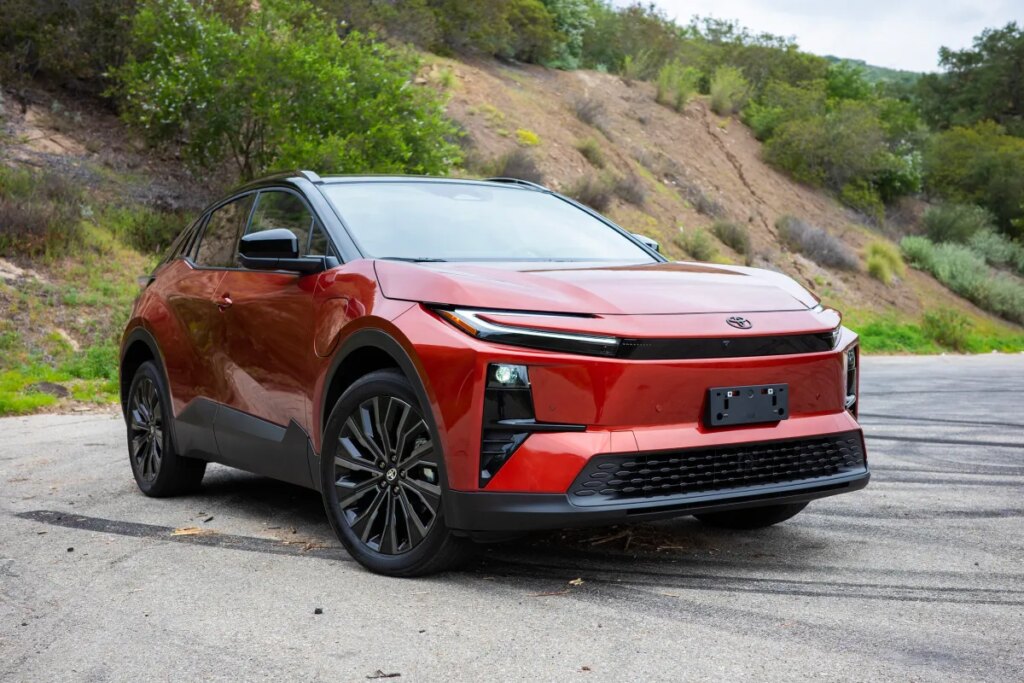 Toyota's Getting Into Gas-Extended EVs, and Not Just Dipping Its Toes