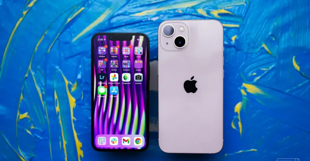 iPhone Handoff will seamlessly share one number between two phones iPhone Handoff will seamlessly share one number between two phones