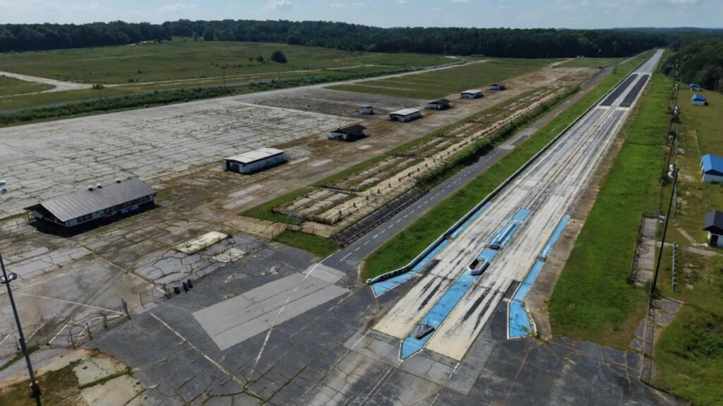 12 Drag Strips Will Be Auctioned Off After IHRA's Implosion