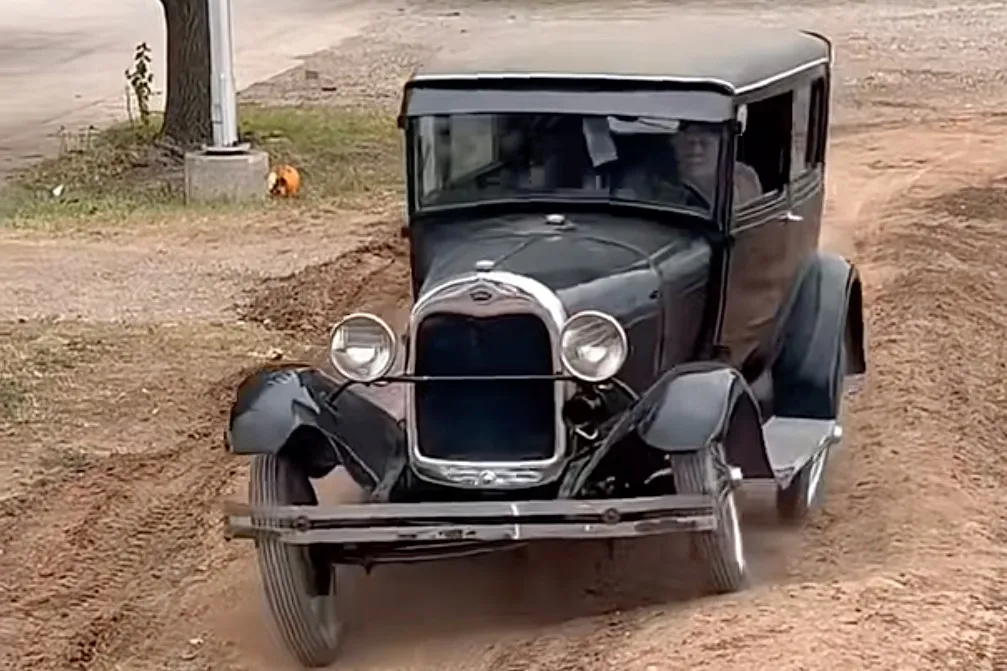 1928 Ford Model A Unfazed by Off-Road Course Made for Modern Trucks 1928 Ford Model A Unfazed by Off-Road Course Made for Modern Trucks