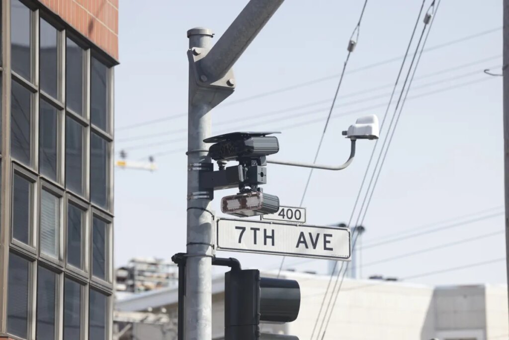 4 Cameras, 10 Days, 100,000 Violations. CA’s Speed Camera Test Is Going Great 4 Cameras, 10 Days, 100,000 Violations. CA's Speed Camera Test Is Going Great
