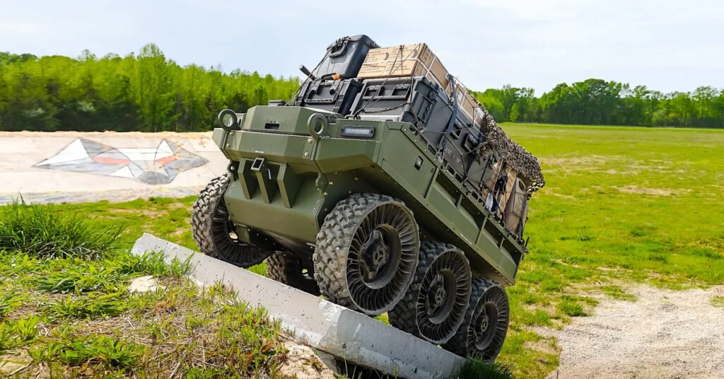 Autonomous military 6x6 packs electric drive and go-anywhere grit [video]