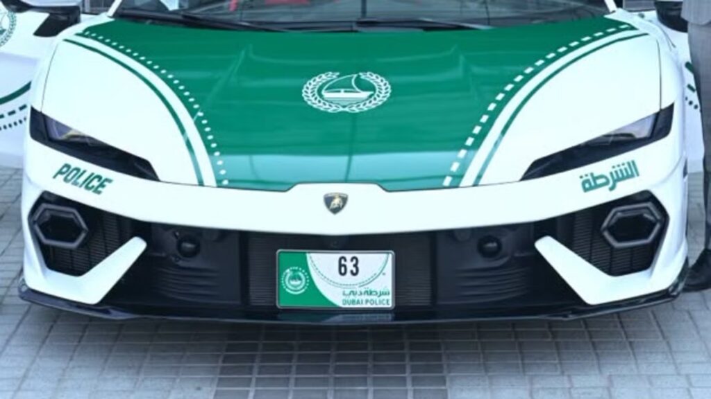 Dubai's New Lamborghini Cop Car