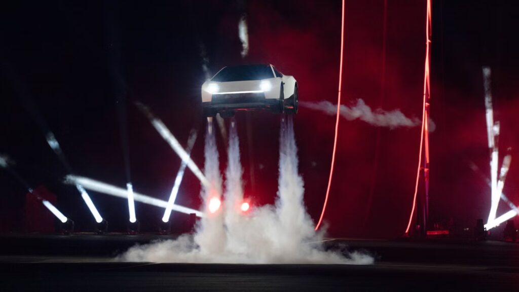 Ferrari’s CEO Just Called Tesla’s Wild Roadster Launch A Perfect 10 Ferrari's CEO Just Called Tesla's Wild Roadster Launch A Perfect 10