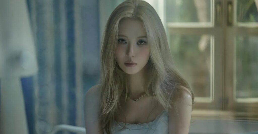 K-pop star Sunmi loves Notion and ear cleaning videos