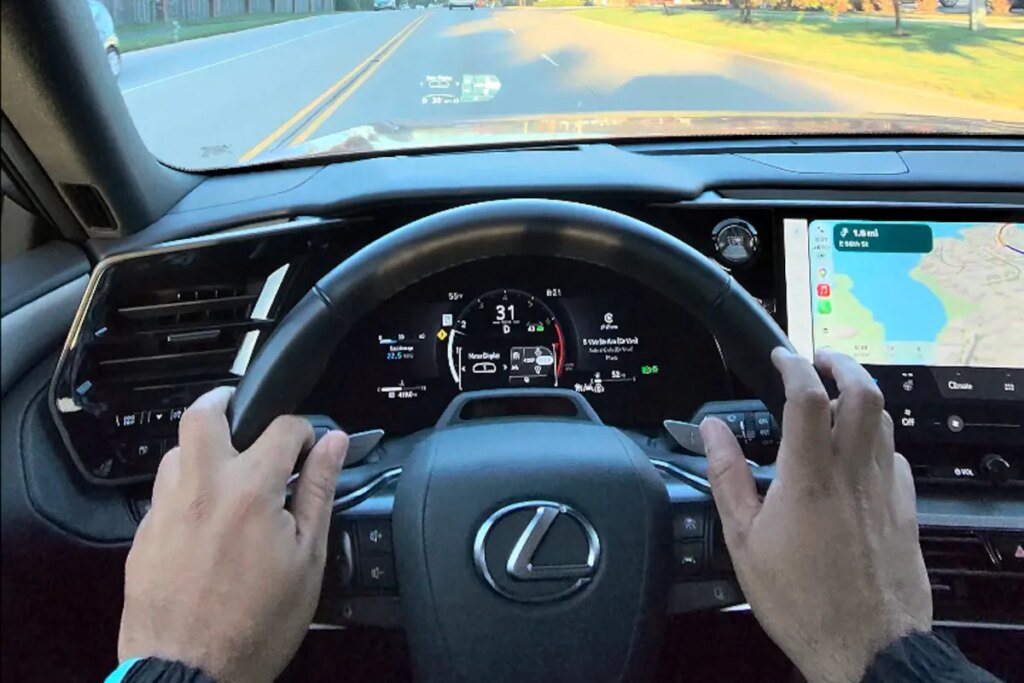 Lexus’s Steering Wheel Controls Are Driving Me Mad Lexus's Steering Wheel Controls Are Driving Me Mad
