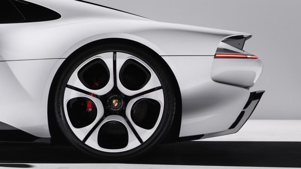 Porsche Wants To Hunt Ferraris, See The Car It Wants To Do It With