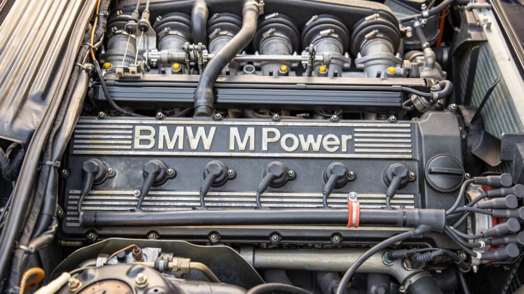 The 286-hp BMW Straight-Six That Every Modern Turbocharged M Engine Is Measured Against The 286-hp BMW Straight-Six That Every Modern Turbocharged M Engine Is Measured Against