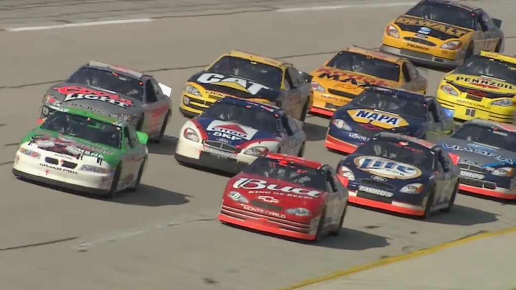 Watching a 2001 NASCAR Talladega Race in Widescreen HD Is Good for the Soul Watching a 2001 NASCAR Talladega Race in Widescreen HD Is Good for the Soul