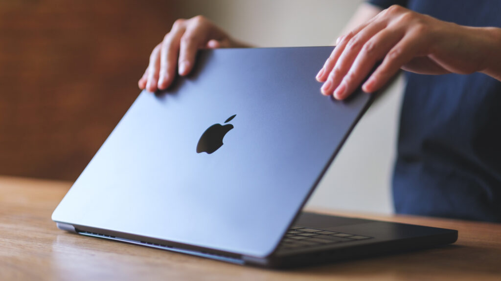You Should Avoid Using A Screen Protector On Your MacBook — Here's Why